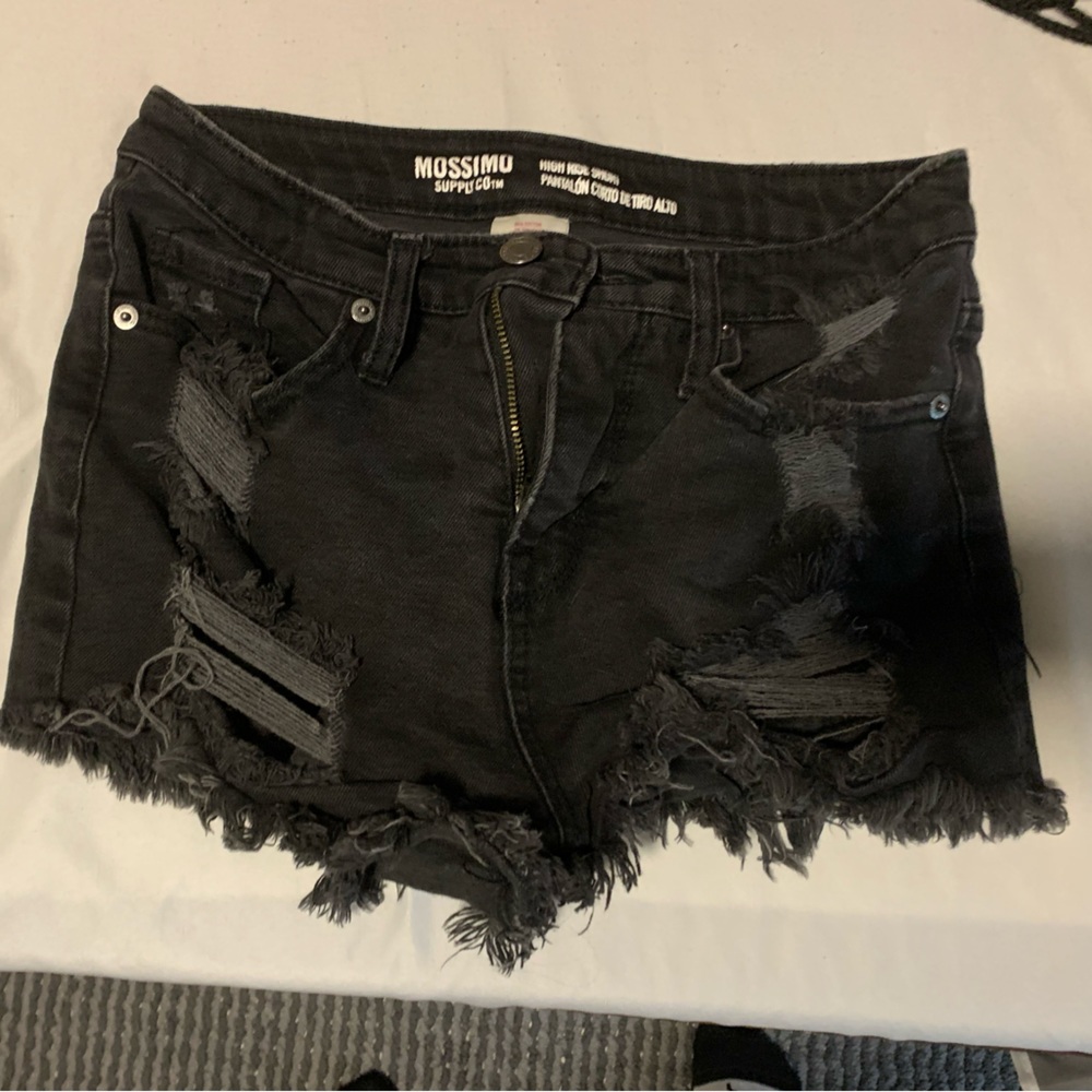 Target Jean shorts black, in great condition size 2/26